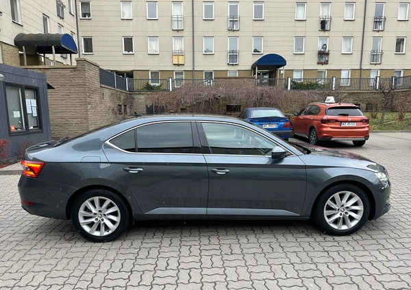Skoda Superb cena 69999 przebieg: 248533, rok produkcji 2019 z Dobczyce małe 436